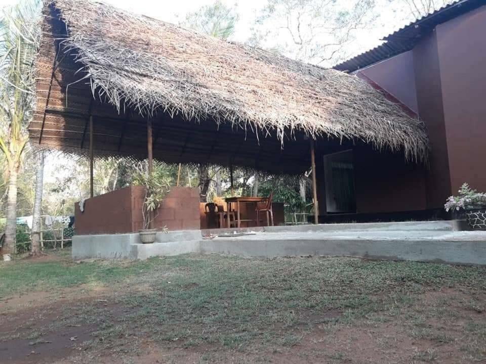Gimanhala Cottage & Cookary Class Anuradhapura Bagian luar foto